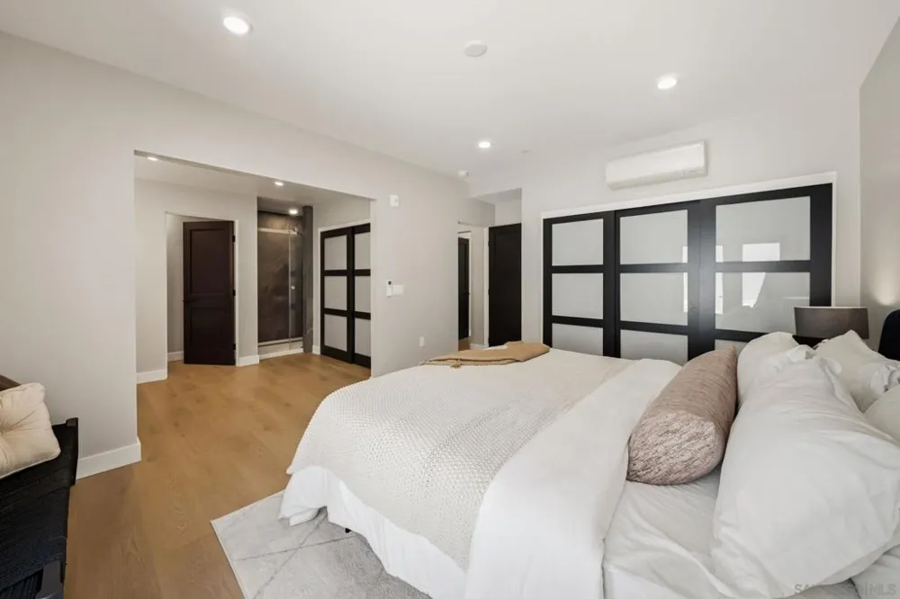 505 Freeman Street #202 Oceanside, CA 92054