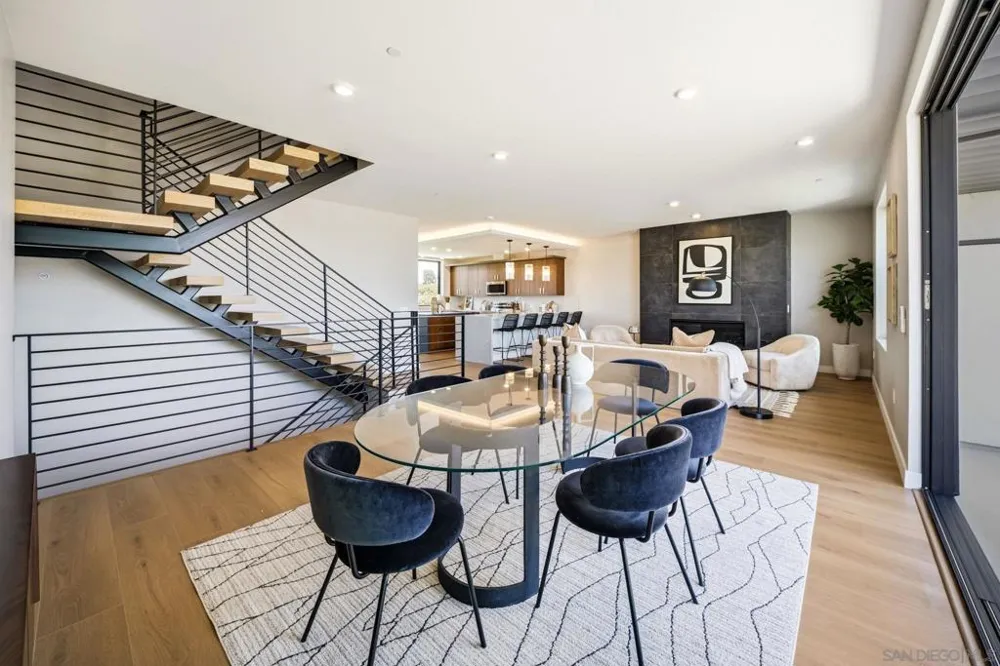 505 Freeman Street #202 Oceanside, CA 92054