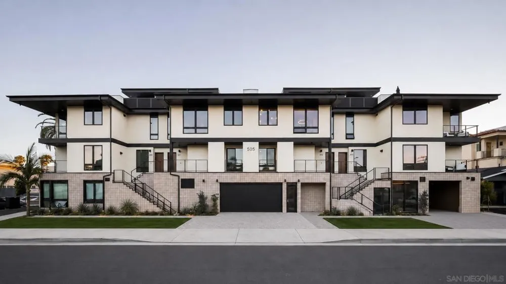 505 Freeman Street #202 Oceanside, CA 92054