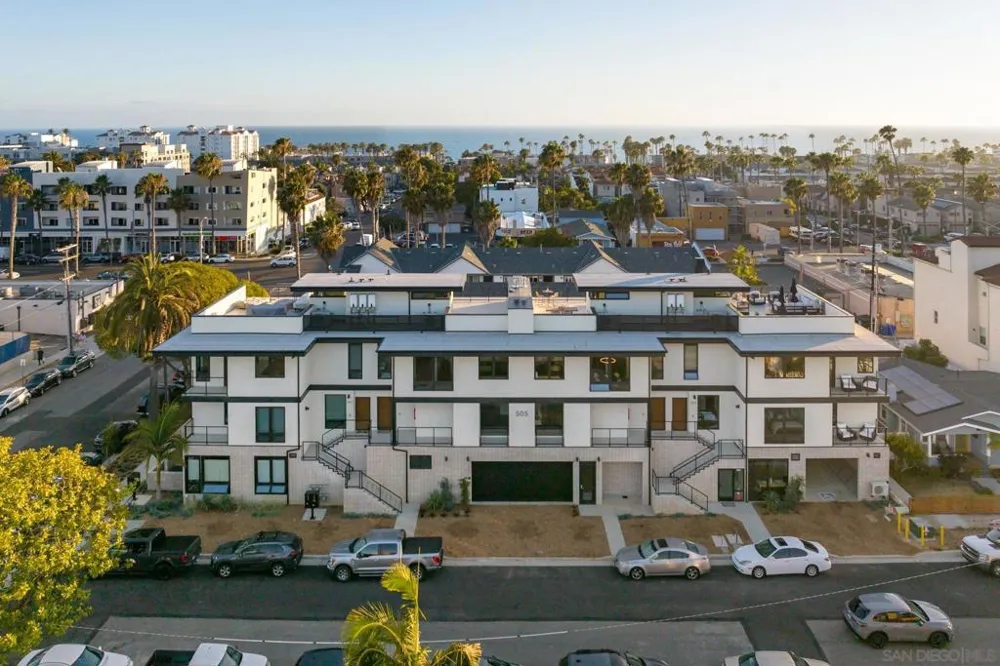 505 Freeman Street #202 Oceanside, CA 92054