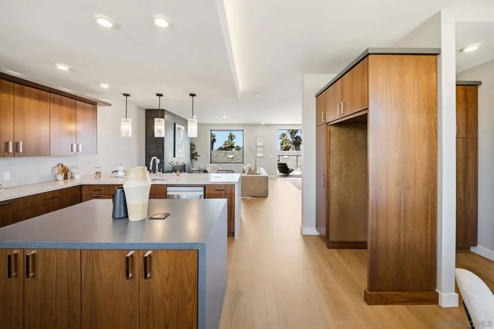 505 Freeman Street #202 Oceanside, CA 92054