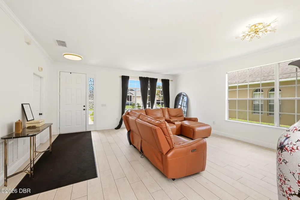 1518 Sun Meadow Drive Orlando, FL 32824