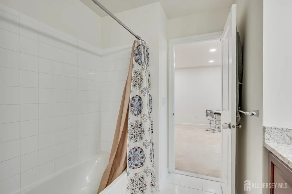 14 Hyacinth Lane Monroe, NJ 08831