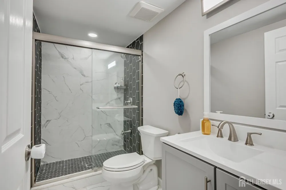 14 Hyacinth Lane Monroe, NJ 08831