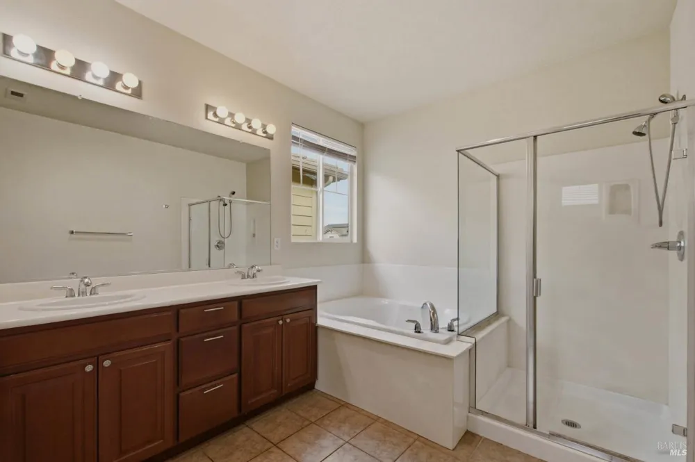 1559 Tommy Lane Fairfield, CA 94533