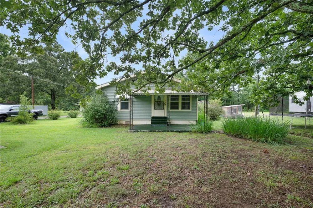154 County Line Road Plainville, GA 30733