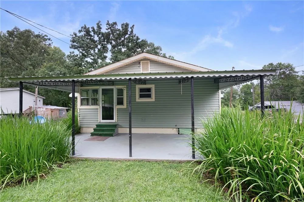 154 County Line Road Plainville, GA 30733