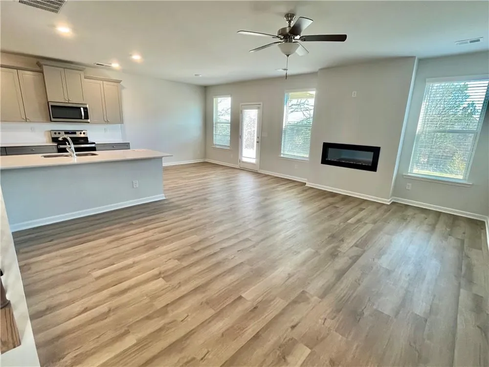 2166 Cadenza Circle Dacula, GA 30019