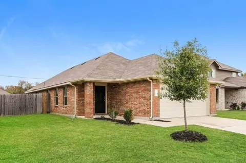 1607 Dove Circle