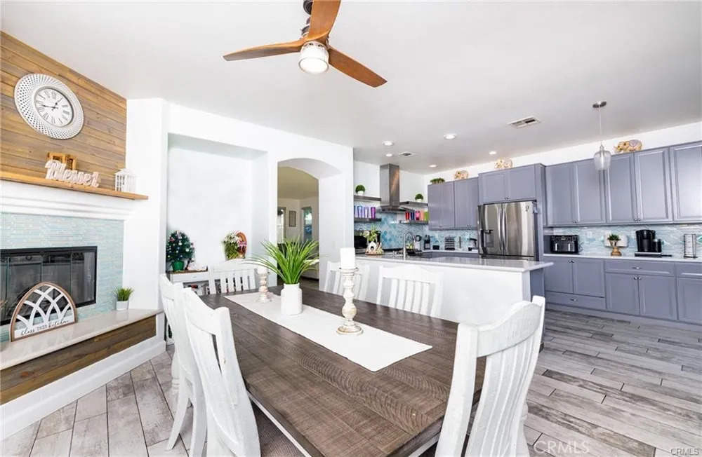 14377 Jeremiah Adelanto, CA 92301