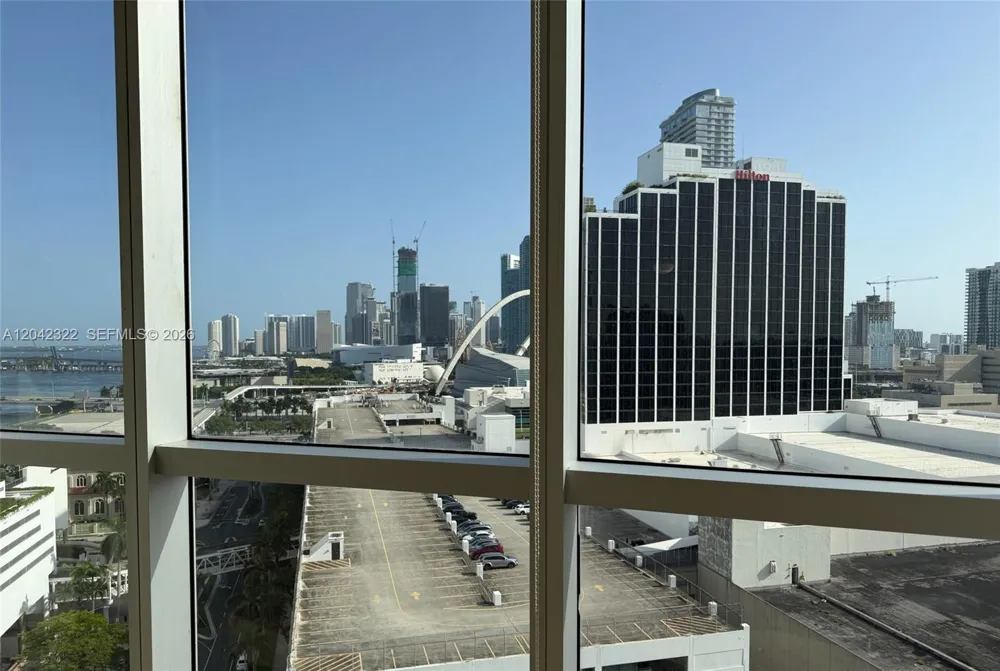 1750 Bayshore Dr #1814 Miami, FL 33132