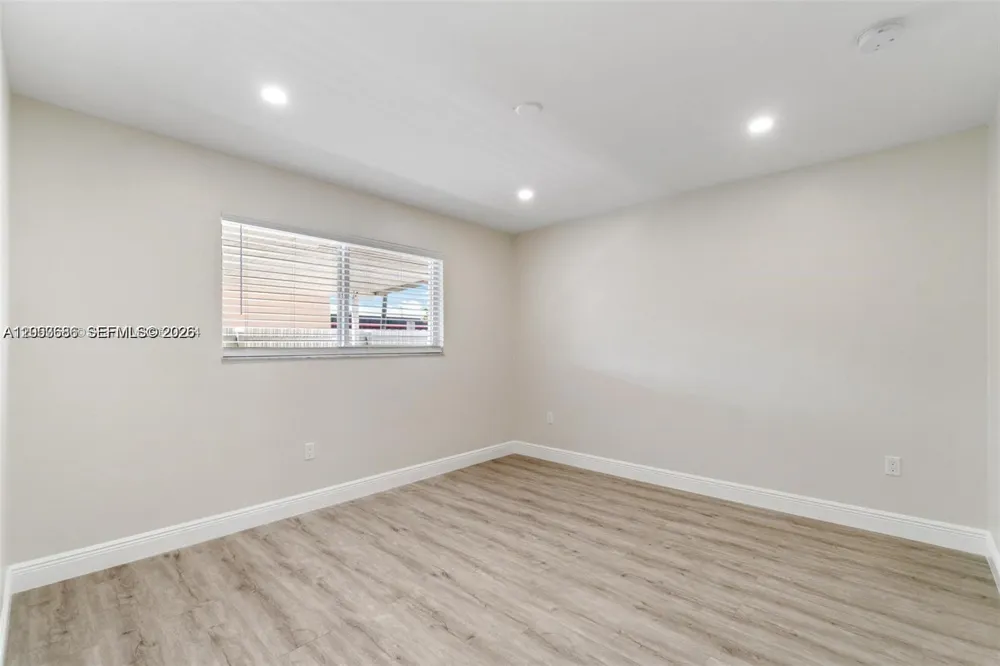 330 W 74th Pl #330 Hialeah, FL 33014