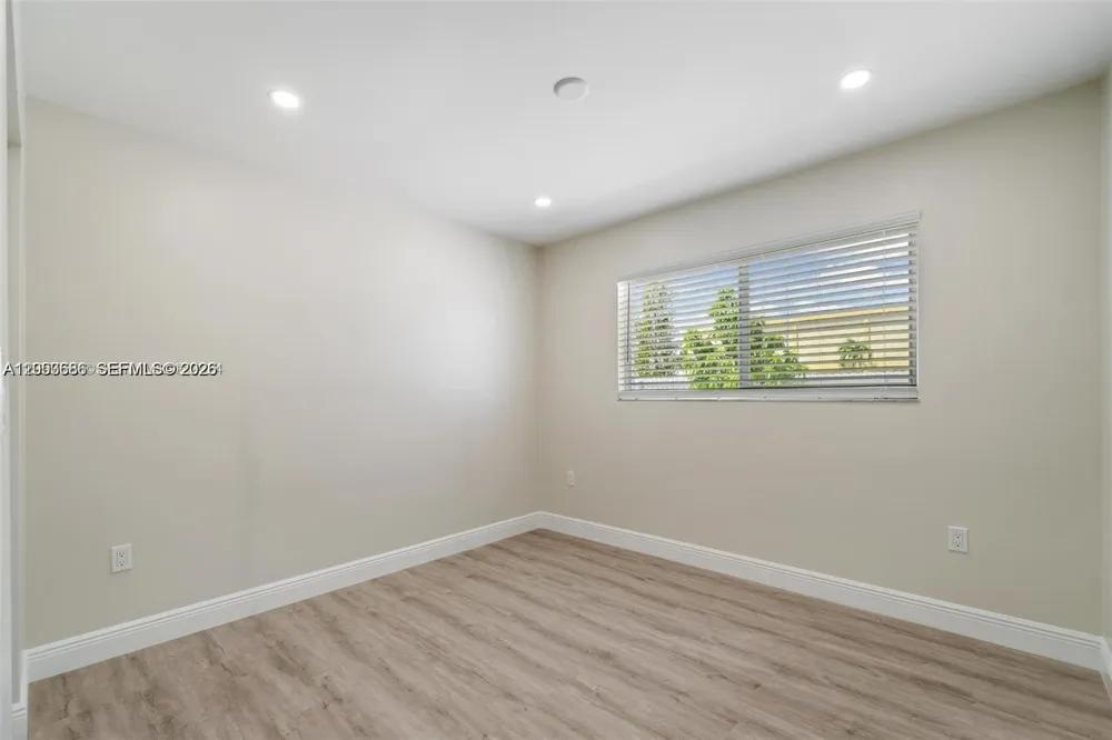 330 W 74th Pl #330 Hialeah, FL 33014