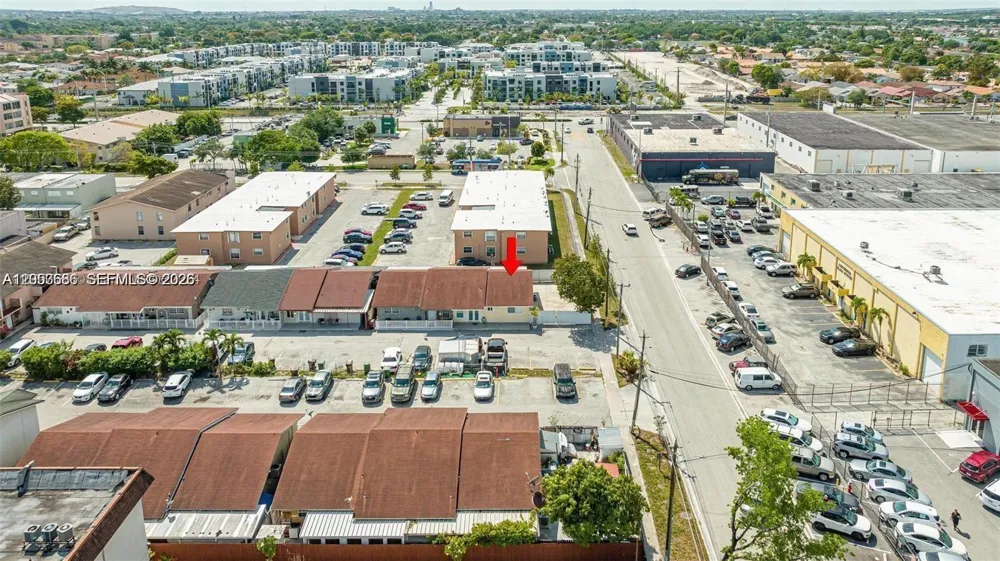 330 W 74th Pl #330 Hialeah, FL 33014