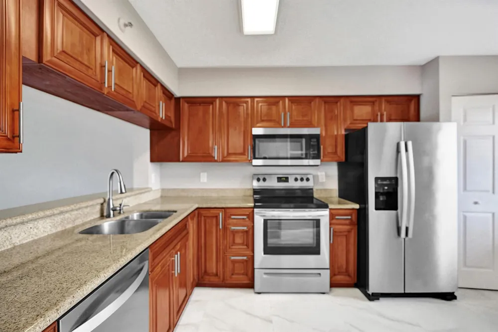 2200 S Cypress Bend Drive #707 Pompano Beach, FL 33069