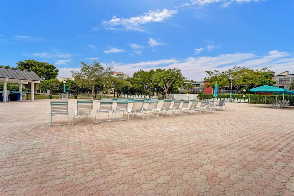 2200 S Cypress Bend Drive #707 Pompano Beach, FL 33069