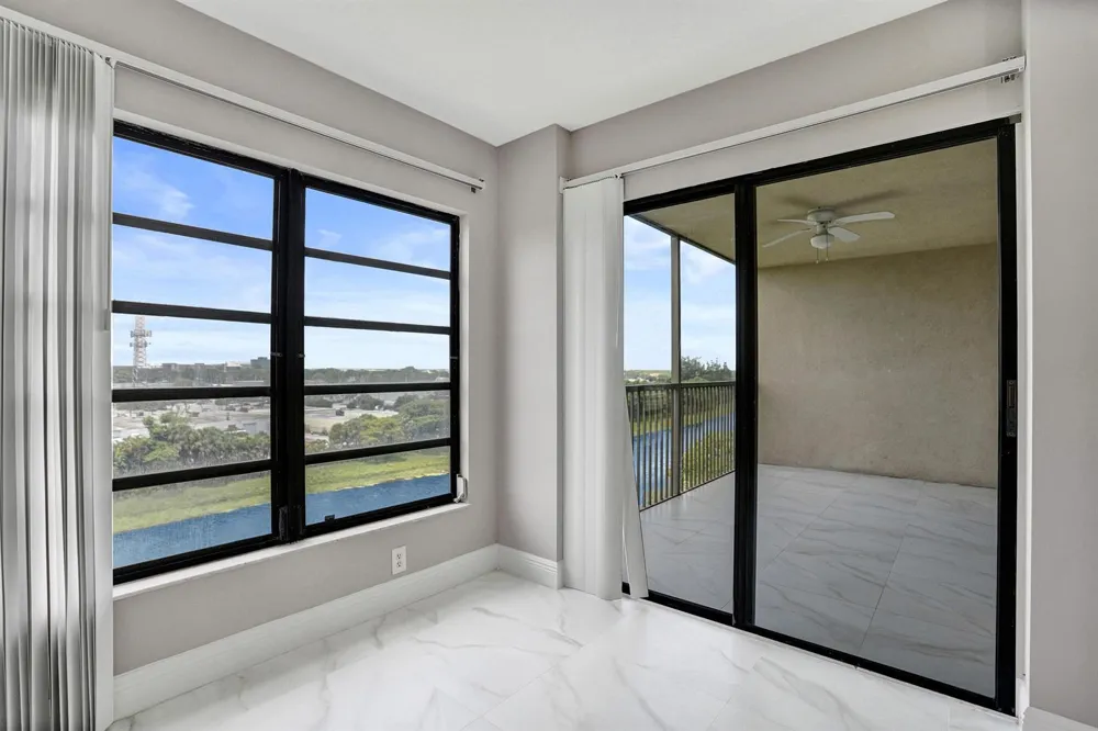 2200 S Cypress Bend Drive #707 Pompano Beach, FL 33069