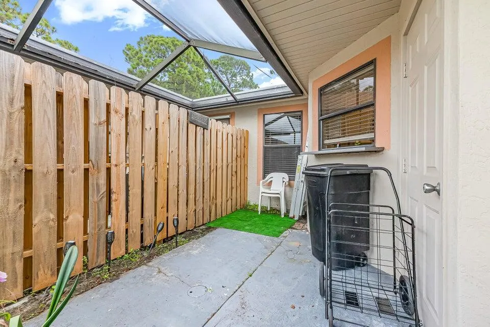2826 Stoneway Lane #A Fort Pierce, FL 34982