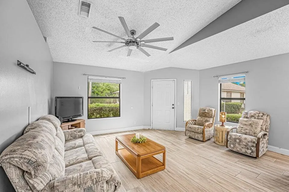 2826 Stoneway Lane #A Fort Pierce, FL 34982