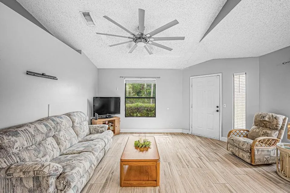 2826 Stoneway Lane #A Fort Pierce, FL 34982