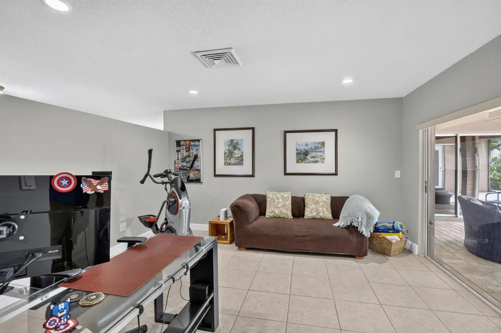1851 NW 106TH AVENUE Pembroke Pines, FL 33026