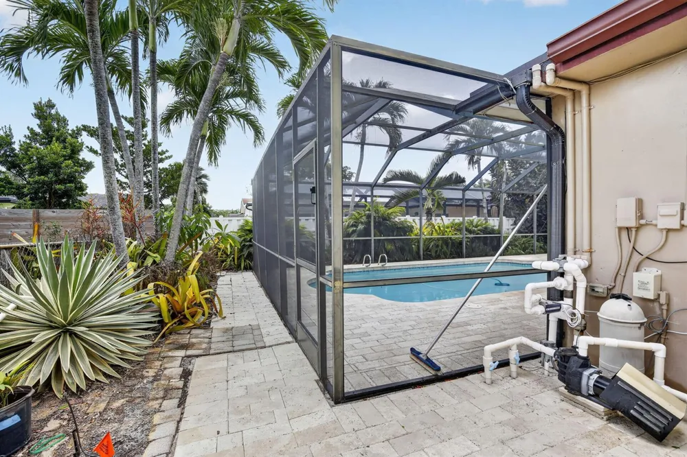 1851 NW 106TH AVENUE Pembroke Pines, FL 33026