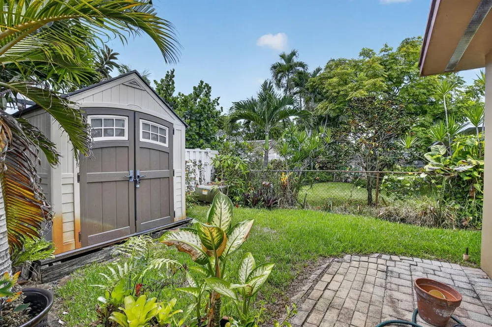 1851 NW 106TH AVENUE Pembroke Pines, FL 33026
