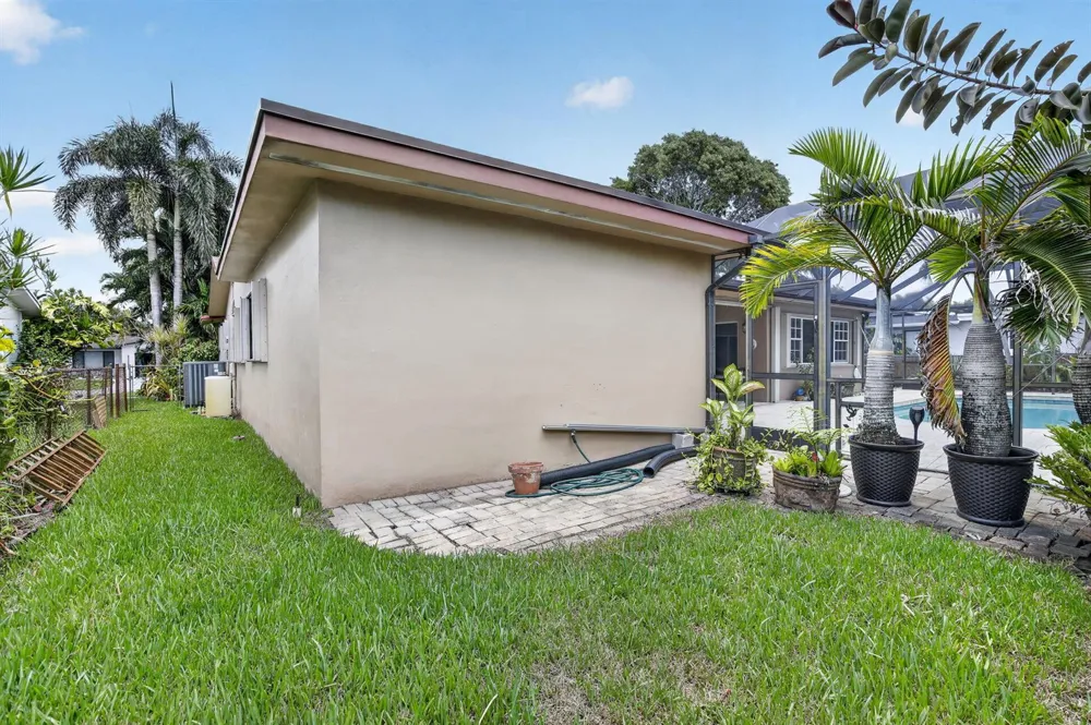 1851 NW 106TH AVENUE Pembroke Pines, FL 33026