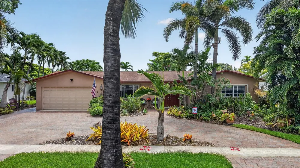 1851 NW 106TH AVENUE Pembroke Pines, FL 33026