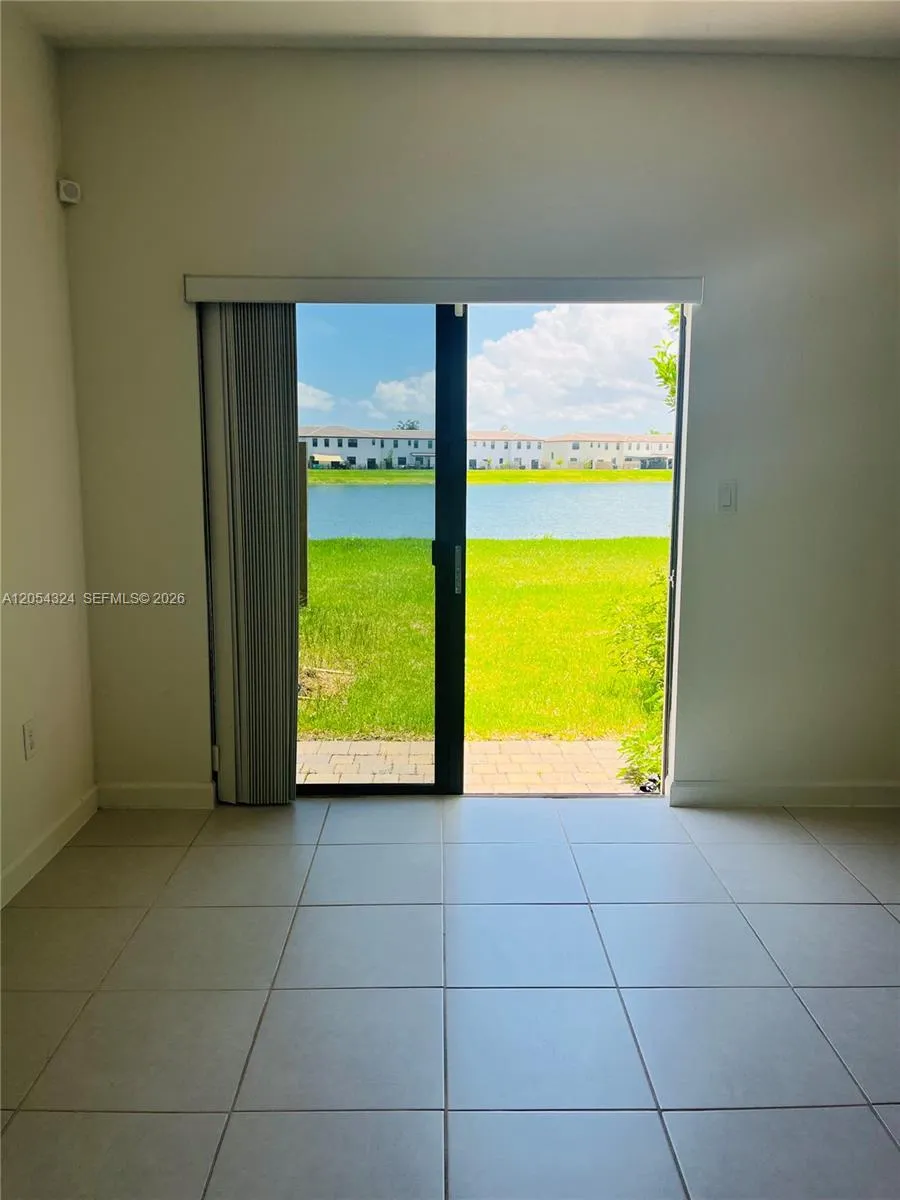 10124 SW 228th Ter Miami, FL 33190