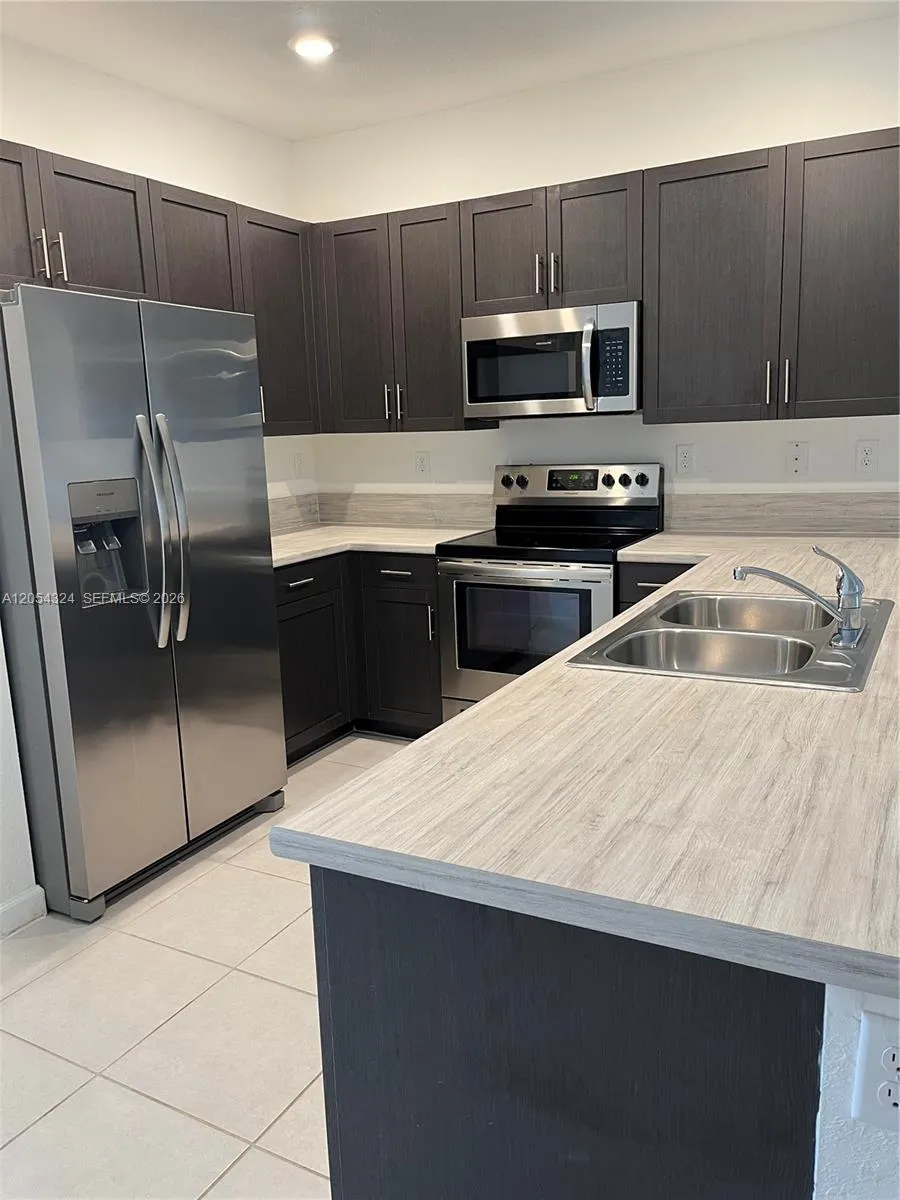 10124 SW 228th Ter Miami, FL 33190