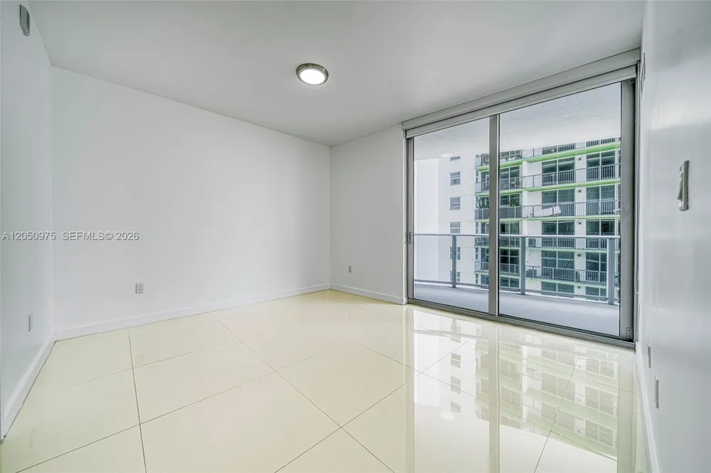488 NE 18th St #2002 Miami, FL 33132
