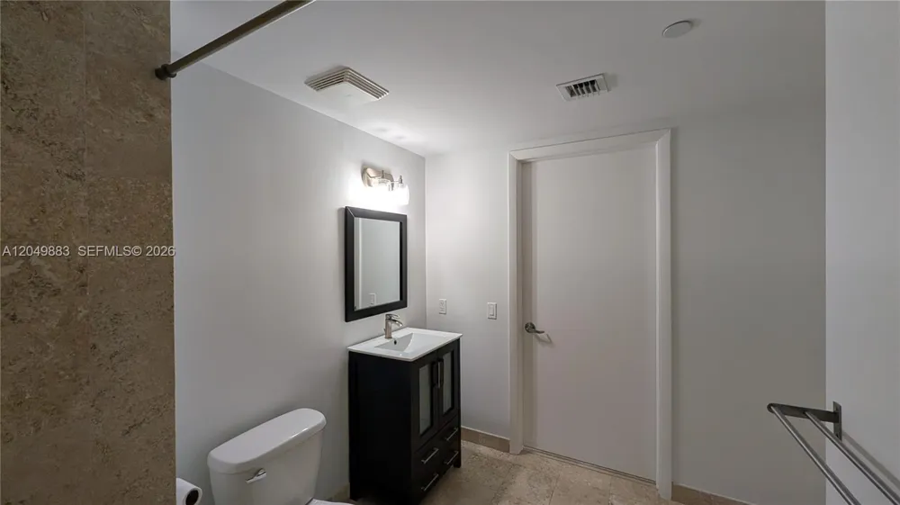 350 S Miami Ave #704 Miami, FL 33130