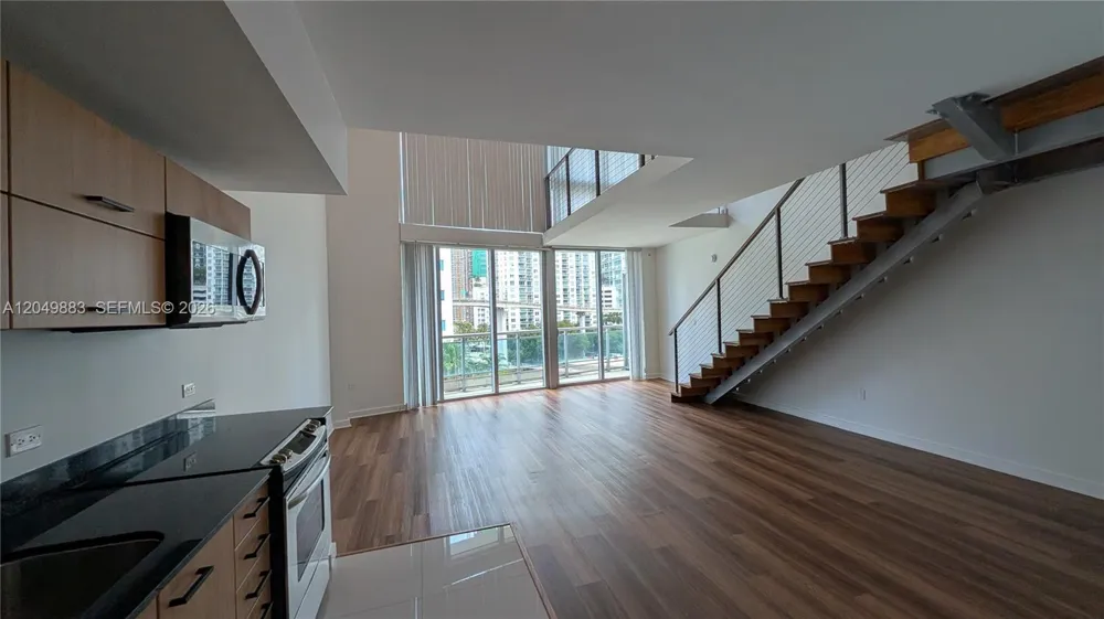 350 S Miami Ave #704 Miami, FL 33130