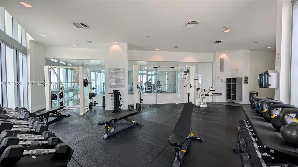350 S Miami Ave #704 Miami, FL 33130