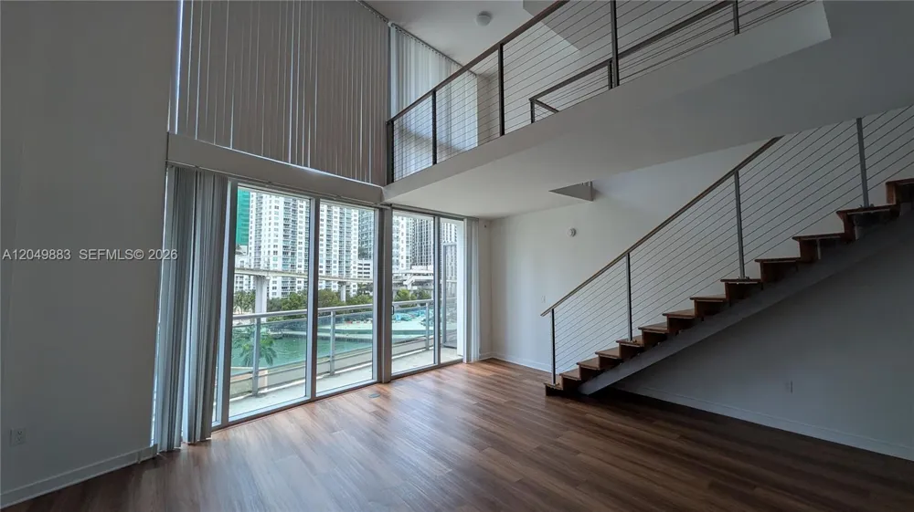 350 S Miami Ave #704 Miami, FL 33130