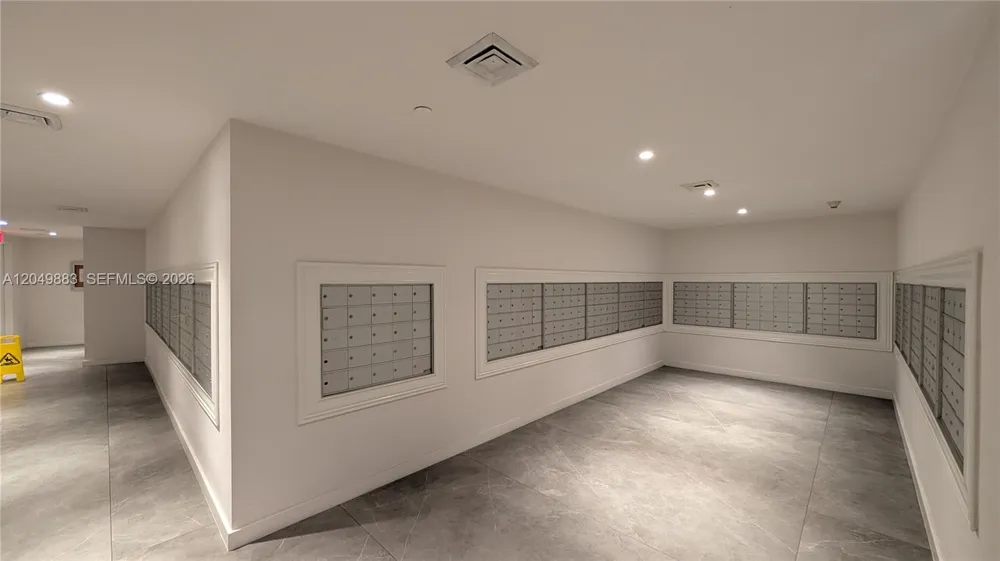 350 S Miami Ave #704 Miami, FL 33130