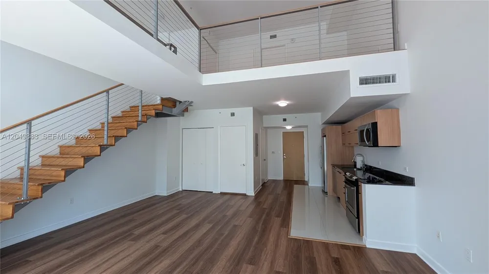 350 S Miami Ave #704 Miami, FL 33130