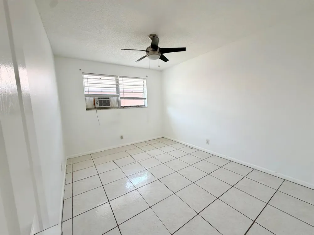 149 W 17th Street #Back Unit (149) Riviera Beach, FL 33404