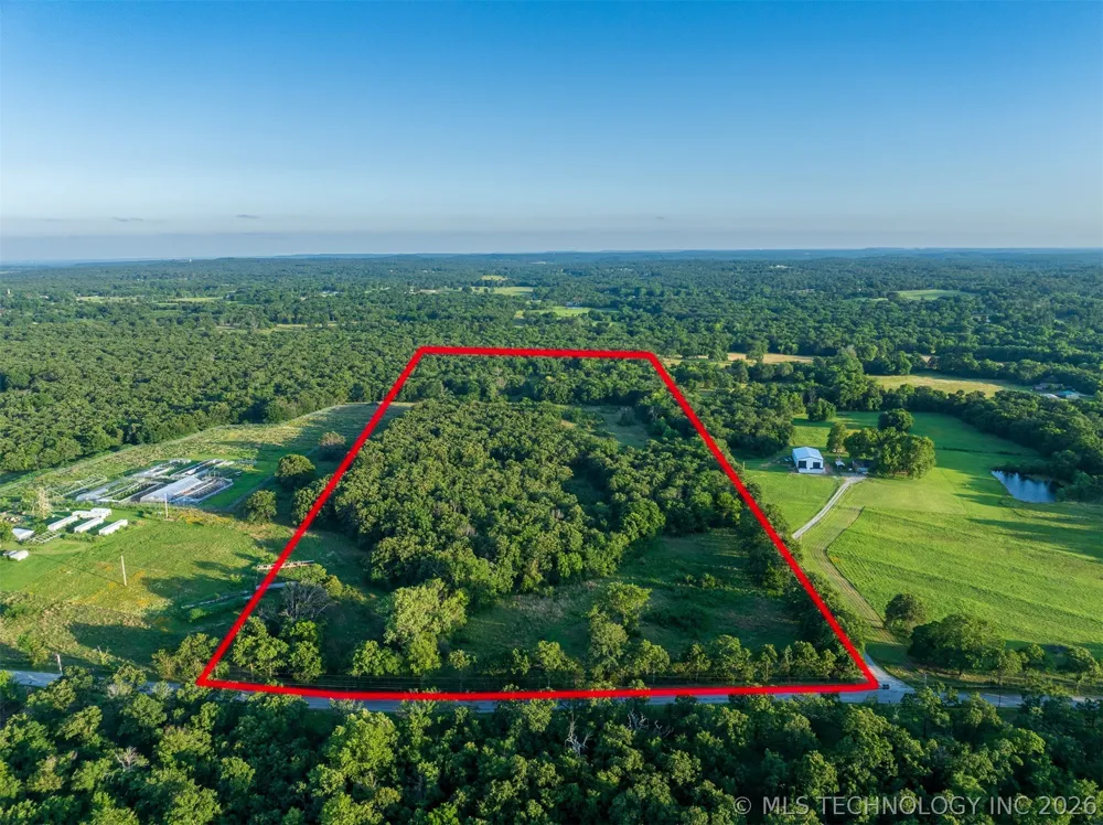 1 E 390 ROAD Chelsea, OK 74016