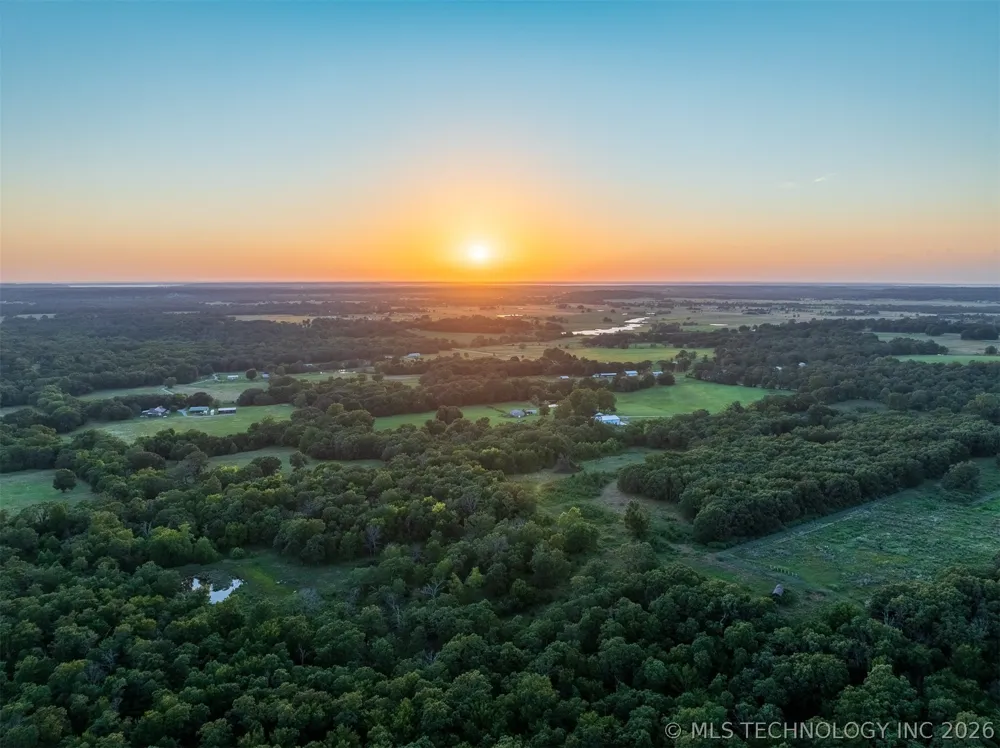 1 E 390 ROAD Chelsea, OK 74016