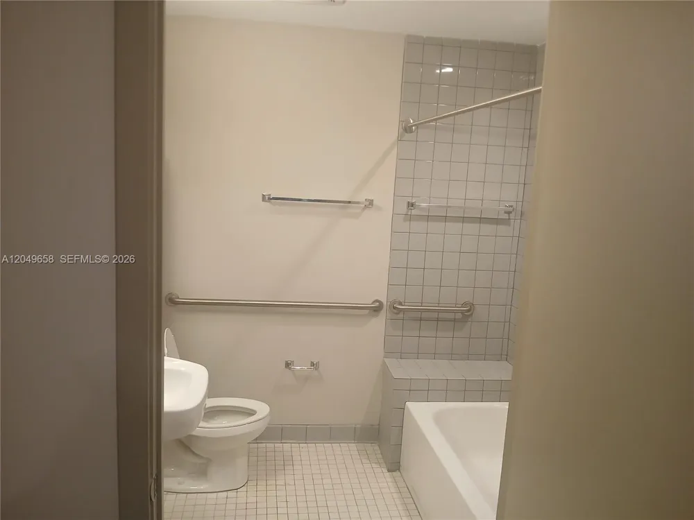 2166 NW 55th Blvd #300 Gainesville, FL 32653