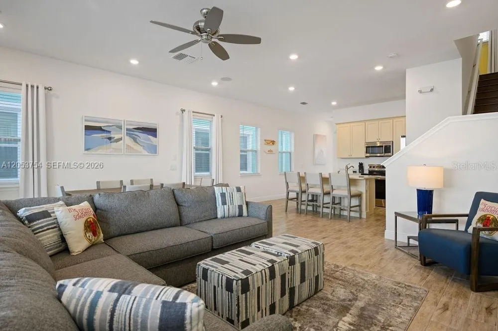 8117 Surf St Kissimmee, FL 34747