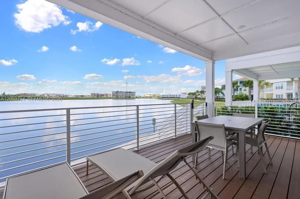 8117 Surf St Kissimmee, FL 34747