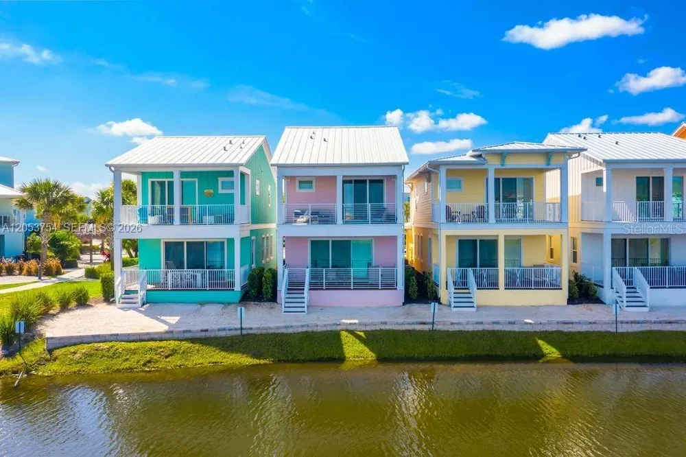 8117 Surf St Kissimmee, FL 34747