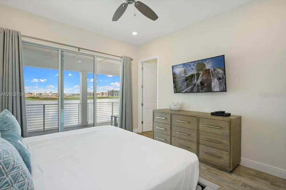 8117 Surf St Kissimmee, FL 34747