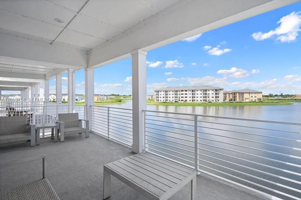 8117 Surf St Kissimmee, FL 34747