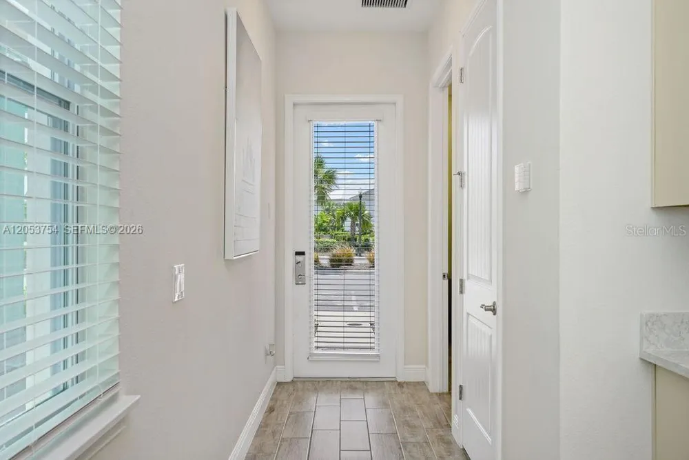 8117 Surf St Kissimmee, FL 34747
