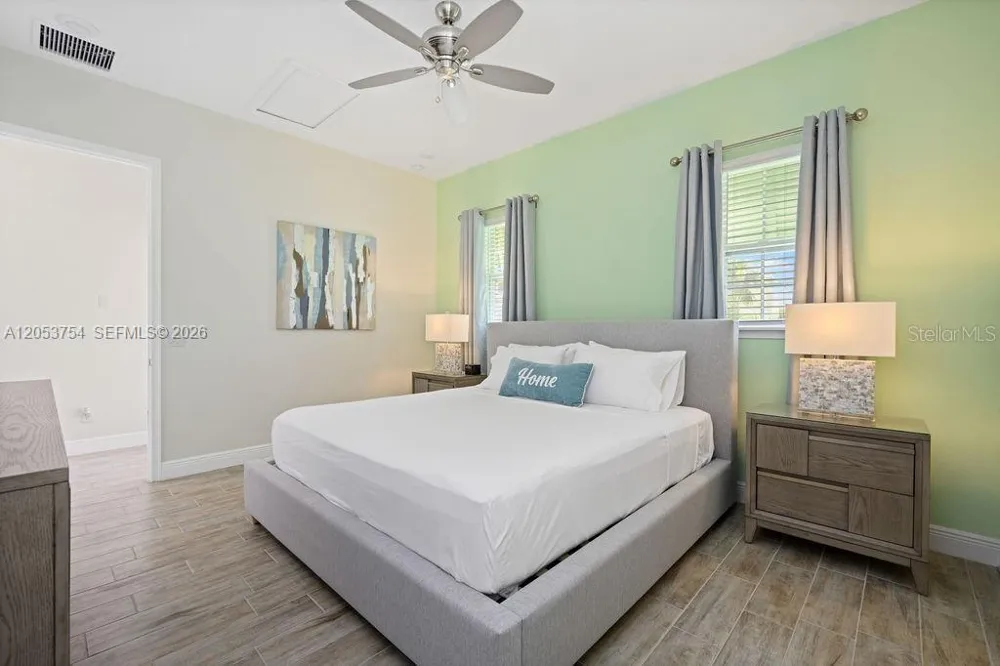 8117 Surf St Kissimmee, FL 34747