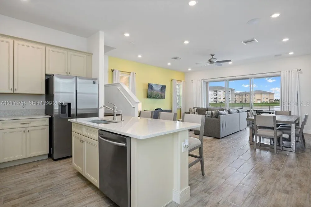 8117 Surf St Kissimmee, FL 34747